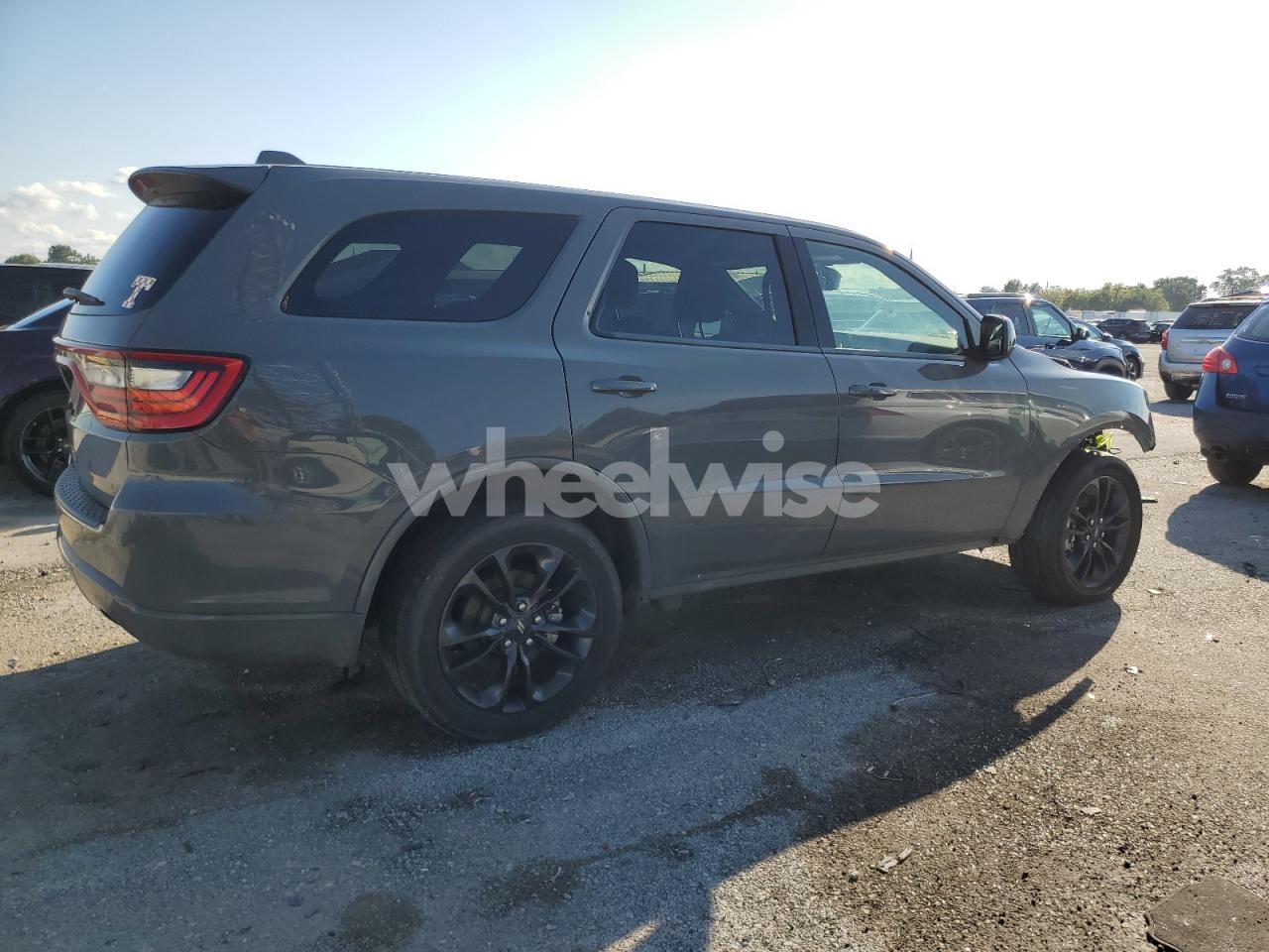 Photo 3 of 2022 DODGE DURANGO SXT (VIN 1C4RDJAG0NC174119)
