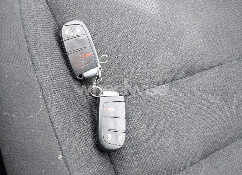 Photo 11 of 2017 Dodge Durango SXT AWD (VIN 1C4RDJAG1HC918038)