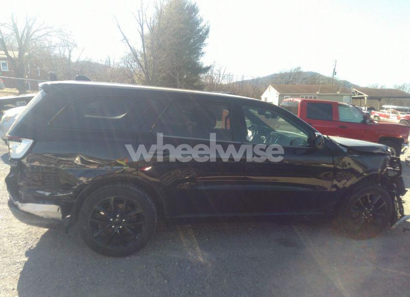 Photo 13 of 2018 Dodge Durango SXT AWD (VIN 1C4RDJAG1JC329772)