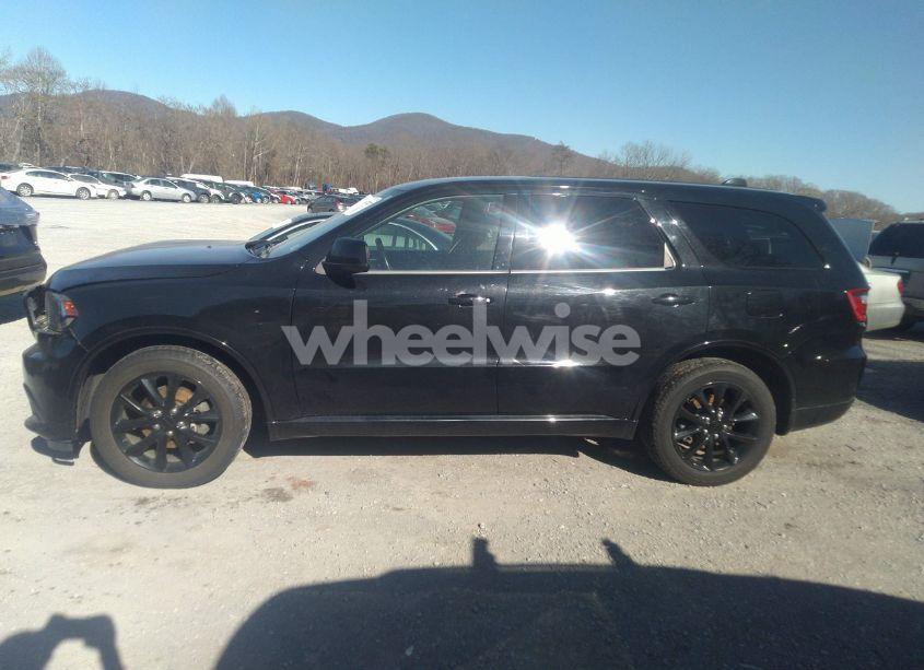 Photo 14 of 2018 Dodge Durango SXT AWD (VIN 1C4RDJAG1JC329772)