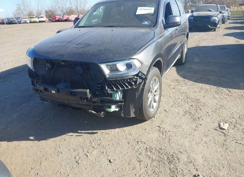 Photo 2 of 2018 Dodge Durango SXT AWD (VIN 1C4RDJAG2JC111467)