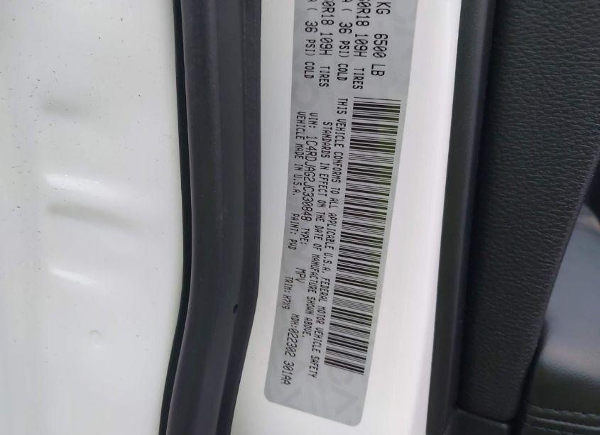 Photo 9 of 2018 Dodge Durango SXT AWD (VIN 1C4RDJAG2JC330848)