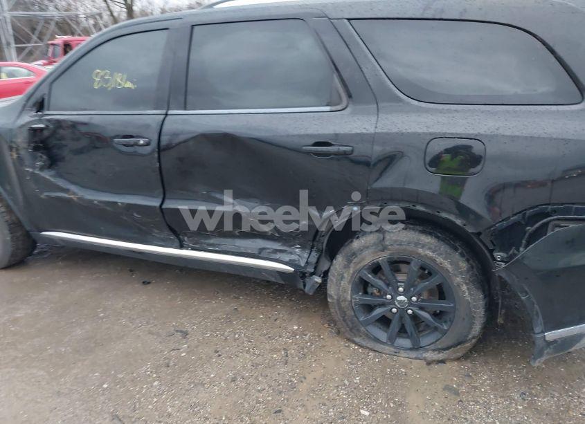 Photo 6 of 2019 Dodge Durango SXT AWD (VIN 1C4RDJAG2KC753818)