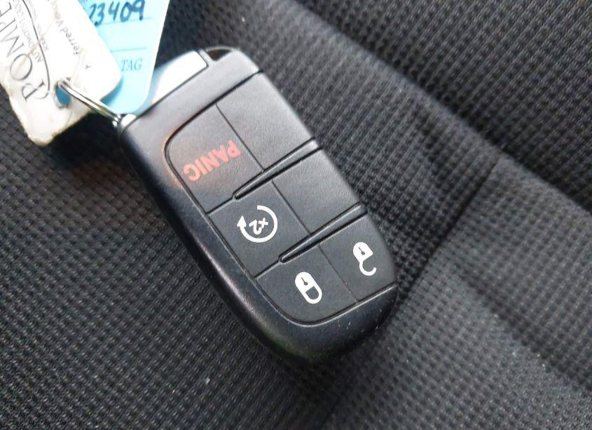 Photo 11 of 2017 Dodge Durango SXT AWD (VIN 1C4RDJAG3HC623409)