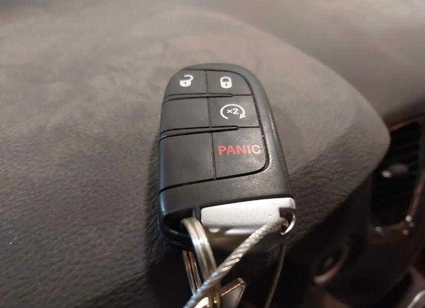 Photo 11 of 2017 Dodge Durango SXT AWD (VIN 1C4RDJAG3HC829409)