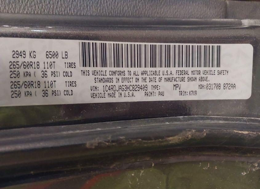 Photo 9 of 2017 Dodge Durango SXT AWD (VIN 1C4RDJAG3HC829409)