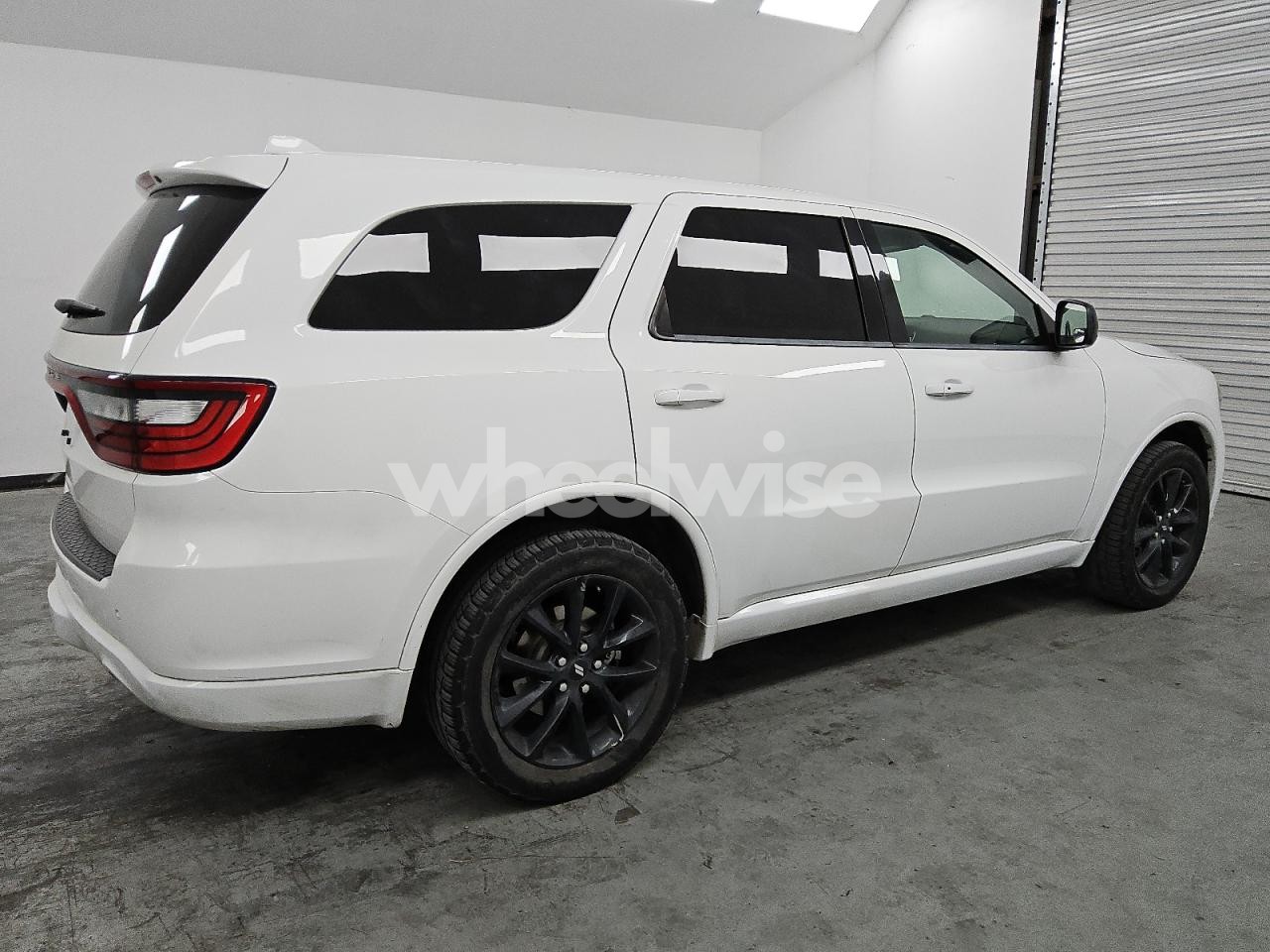 Photo 3 of 2019 DODGE DURANGO SXT (VIN 1C4RDJAG3KC606424)