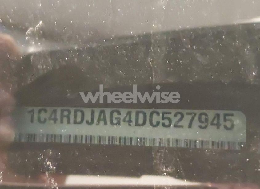 Photo 9 of 2013 Dodge Durango SXT (VIN 1C4RDJAG4DC527945)