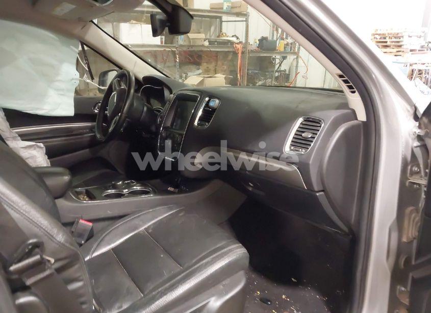 Photo 5 of 2017 Dodge Durango SXT AWD (VIN 1C4RDJAG4HC828205)