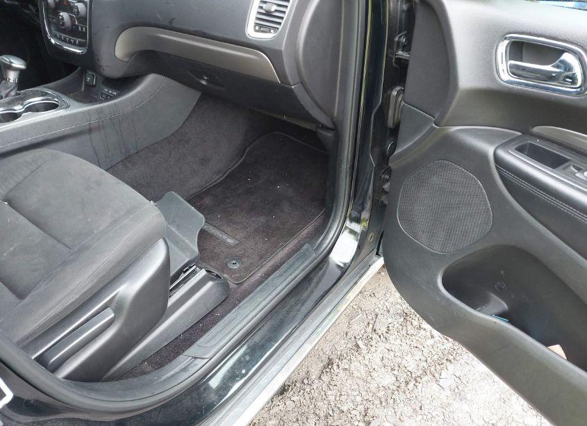 Photo 5 of 2018 Dodge Durango SXT AWD (VIN 1C4RDJAG4JC101071)