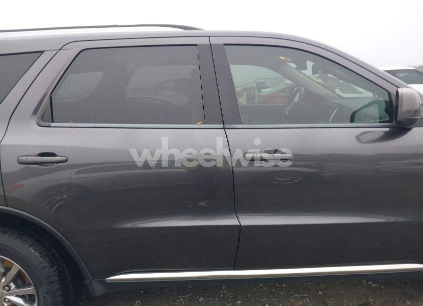 Photo 13 of 2018 Dodge Durango SXT AWD (VIN 1C4RDJAG4JC355041)