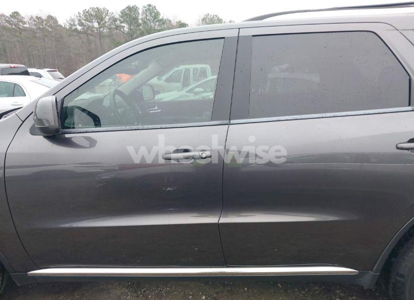 Photo 14 of 2018 Dodge Durango SXT AWD (VIN 1C4RDJAG4JC355041)