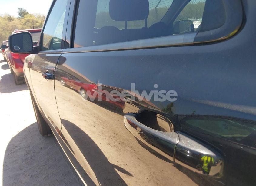 Photo 19 of 2017 Dodge Durango SXT AWD (VIN 1C4RDJAG5HC717680)