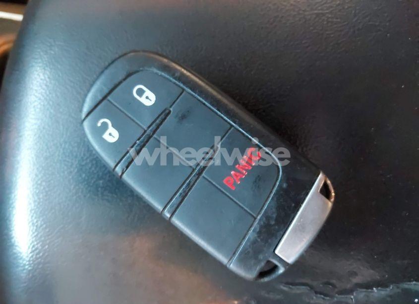 Photo 11 of 2017 Dodge Durango SXT AWD (VIN 1C4RDJAG6HC725657)