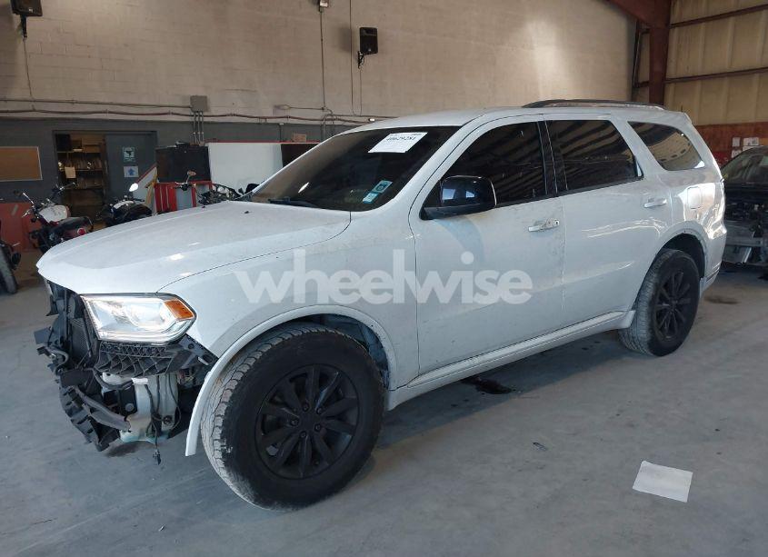 Photo 2 of 2017 Dodge Durango SXT AWD (VIN 1C4RDJAG6HC725657)