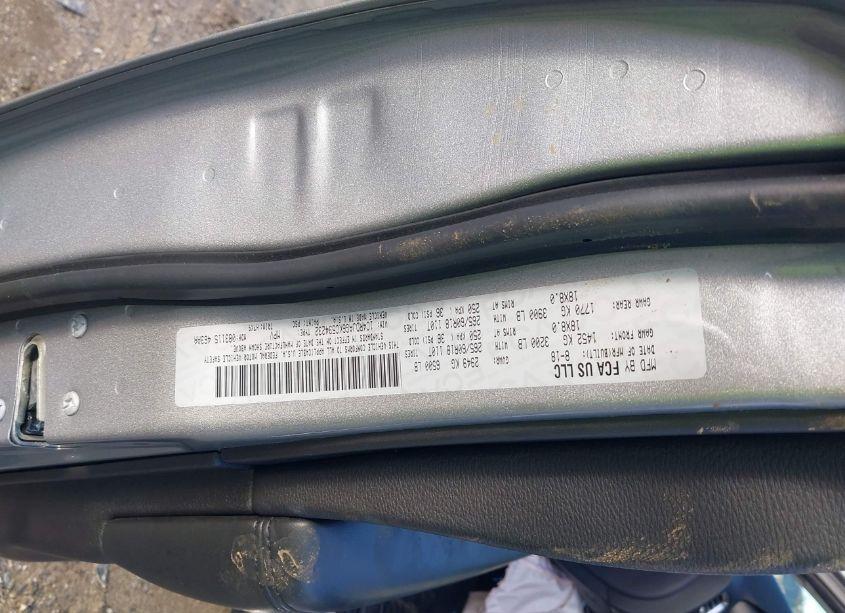 Photo 9 of 2019 Dodge Durango SXT AWD (VIN 1C4RDJAG6KC534232)