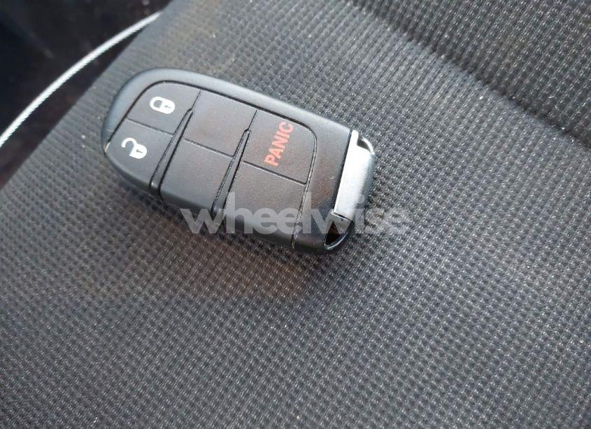 Photo 11 of 2017 Dodge Durango SXT AWD (VIN 1C4RDJAG8HC805316)