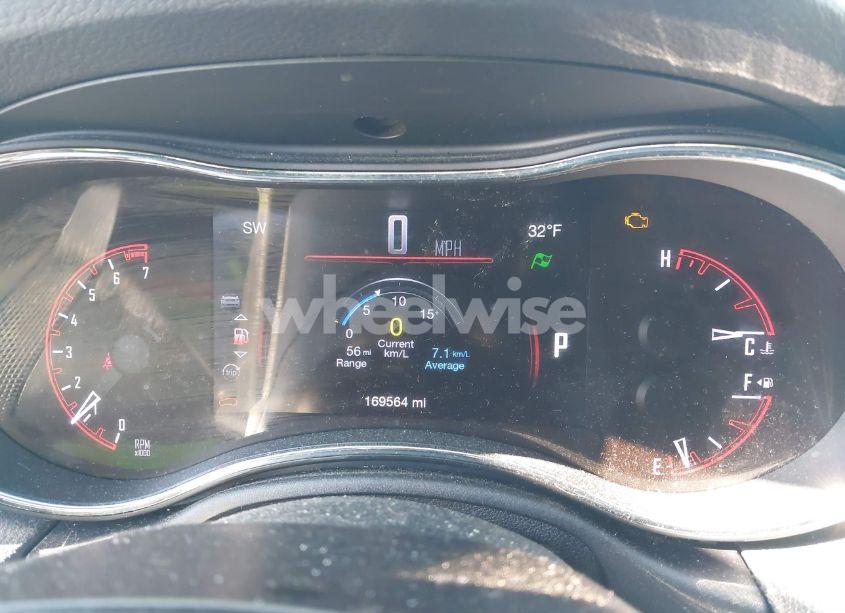 Photo 6 of 2017 Dodge Durango SXT AWD (VIN 1C4RDJAGXHC860477)