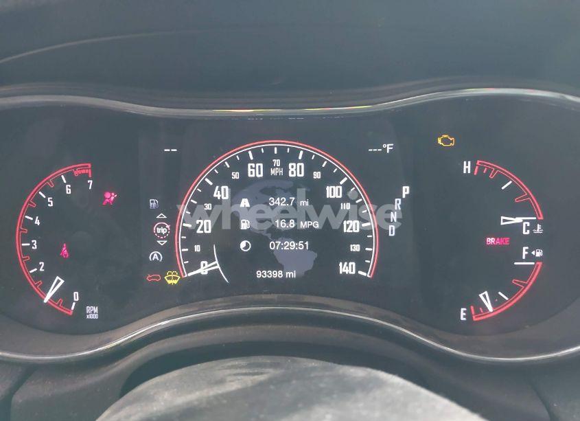 Photo 7 of 2018 Dodge Durango SXT AWD (VIN 1C4RDJAGXJC276389)