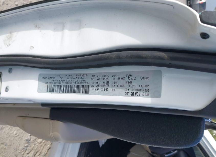 Photo 9 of 2019 Dodge Durango GT AWD (VIN 1C4RDJDG1KC765065)