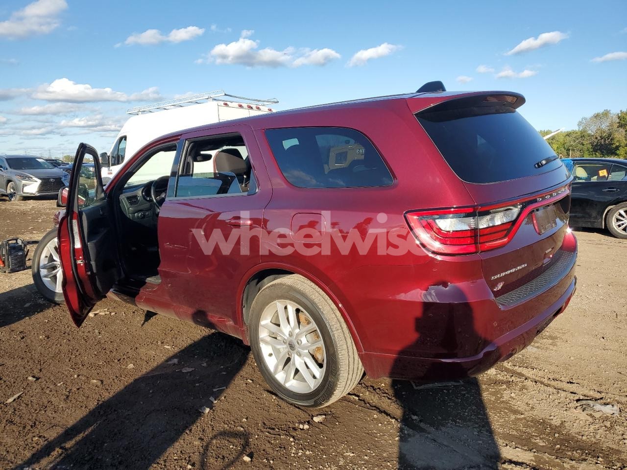 Photo 2 of 2024 DODGE DURANGO GT (VIN 1C4RDJDG1RC217531)