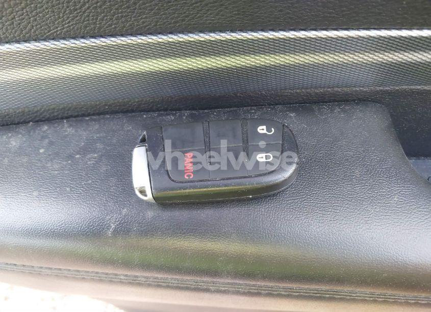 Photo 11 of 2019 Dodge Durango GT AWD (VIN 1C4RDJDG2KC764023)