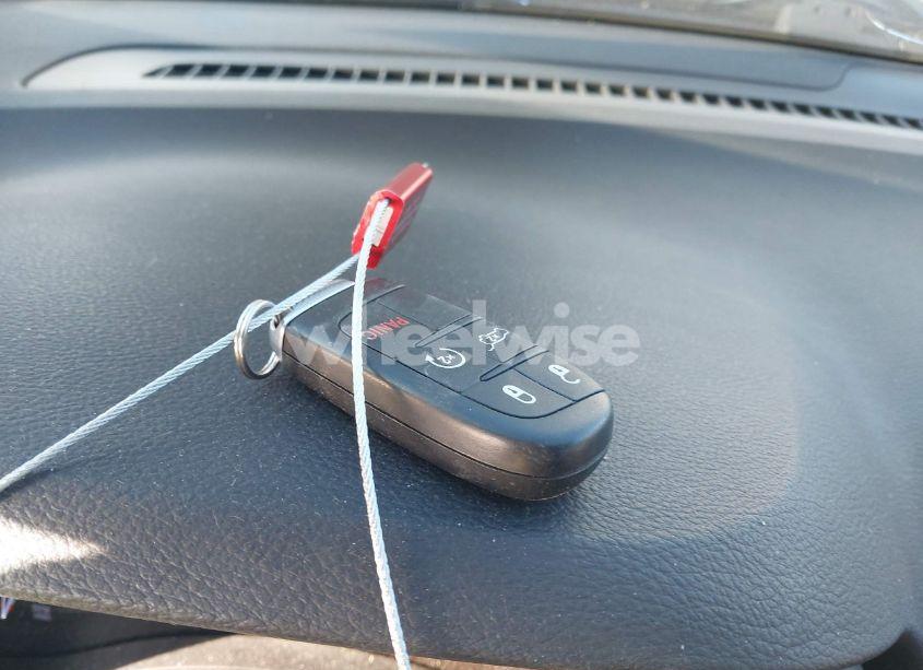 Photo 11 of 2018 Dodge Durango GT AWD (VIN 1C4RDJDG4JC101597)