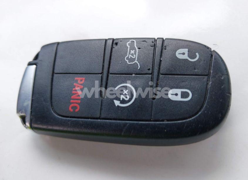 Photo 11 of 2018 Dodge Durango GT AWD (VIN 1C4RDJDG5JC355352)