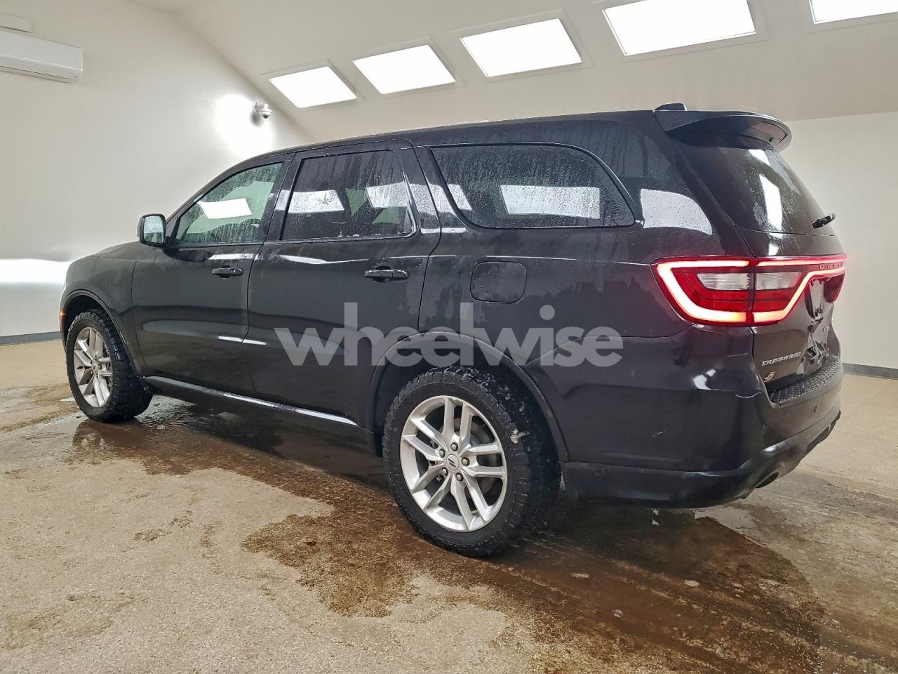 Photo 2 of 2025 DODGE DURANGO GT (VIN 1C4RDJDG9SC554325)