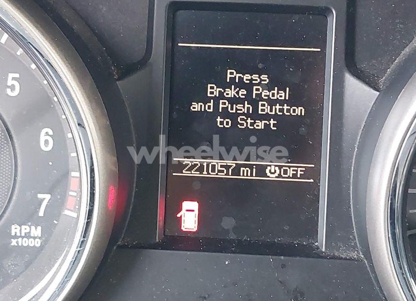 Photo 15 of 2012 Jeep Grand CHEROKEE LAREDO (VIN 1C4RJEAG0CC136807)