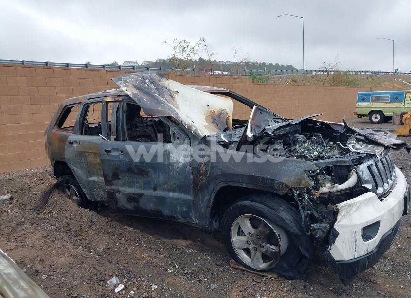 Photo 12 of 2012 Jeep Grand CHEROKEE LAREDO (VIN 1C4RJEAG0CC177213)