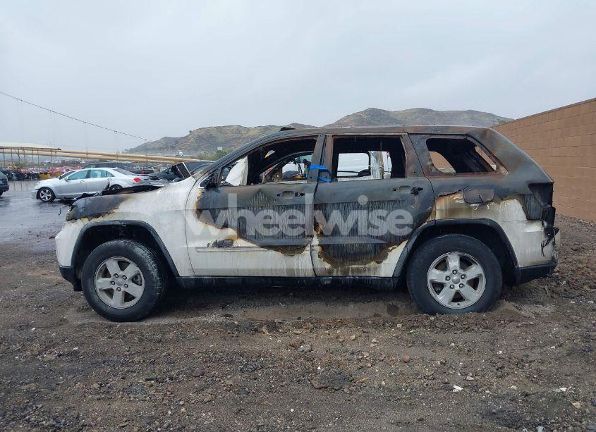 Photo 13 of 2012 Jeep Grand CHEROKEE LAREDO (VIN 1C4RJEAG0CC177213)