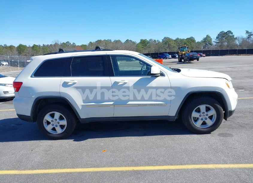 Photo 13 of 2012 Jeep Grand CHEROKEE LAREDO (VIN 1C4RJEAG0CC260978)