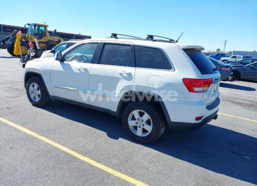 Photo 3 of 2012 Jeep Grand CHEROKEE LAREDO (VIN 1C4RJEAG0CC260978)