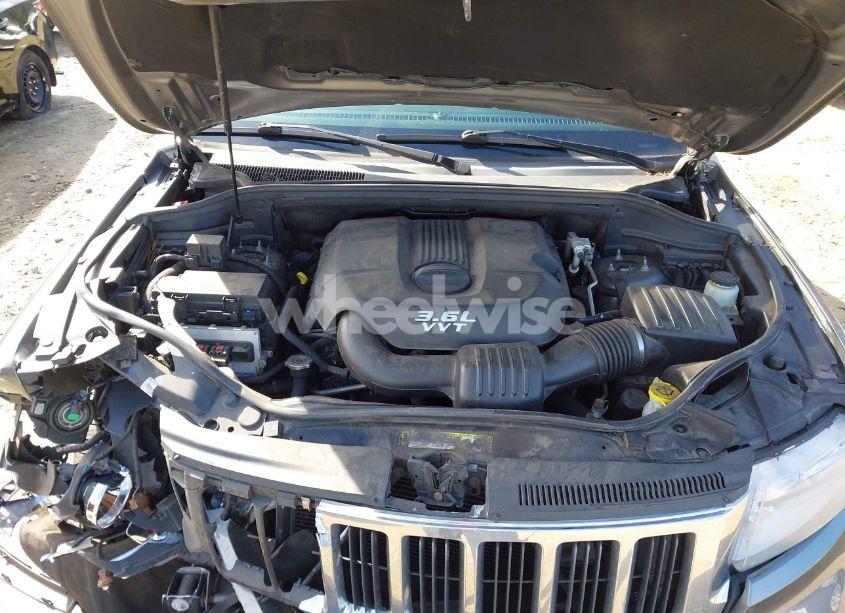 Photo 10 of 2012 Jeep Grand CHEROKEE LAREDO (VIN 1C4RJEAG0CC270796)