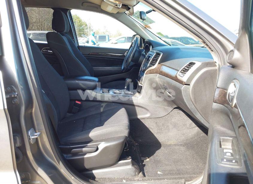 Photo 5 of 2012 Jeep Grand CHEROKEE LAREDO (VIN 1C4RJEAG0CC270796)