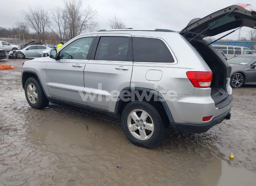 Photo 3 of 2012 Jeep Grand CHEROKEE LAREDO (VIN 1C4RJEAG0CC291132)