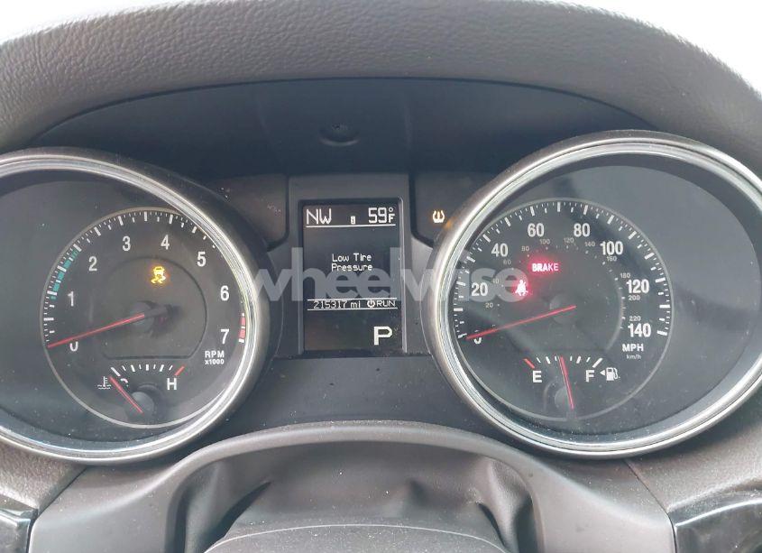 Photo 7 of 2012 Jeep Grand CHEROKEE LAREDO (VIN 1C4RJEAG0CC316823)