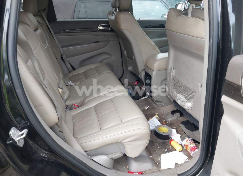 Photo 8 of 2012 Jeep Grand CHEROKEE LAREDO (VIN 1C4RJEAG0CC316823)