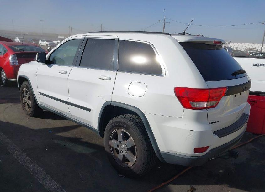 Photo 3 of 2013 Jeep Grand CHEROKEE LAREDO (VIN 1C4RJEAG0DC514254)