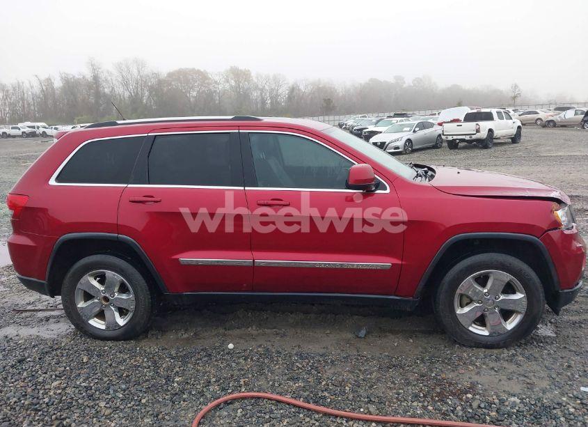 Photo 13 of 2013 Jeep Grand CHEROKEE LAREDO (VIN 1C4RJEAG0DC516926)