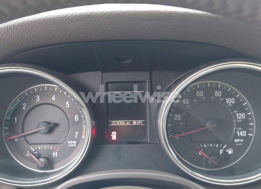 Photo 7 of 2013 Jeep Grand CHEROKEE LAREDO (VIN 1C4RJEAG0DC516926)