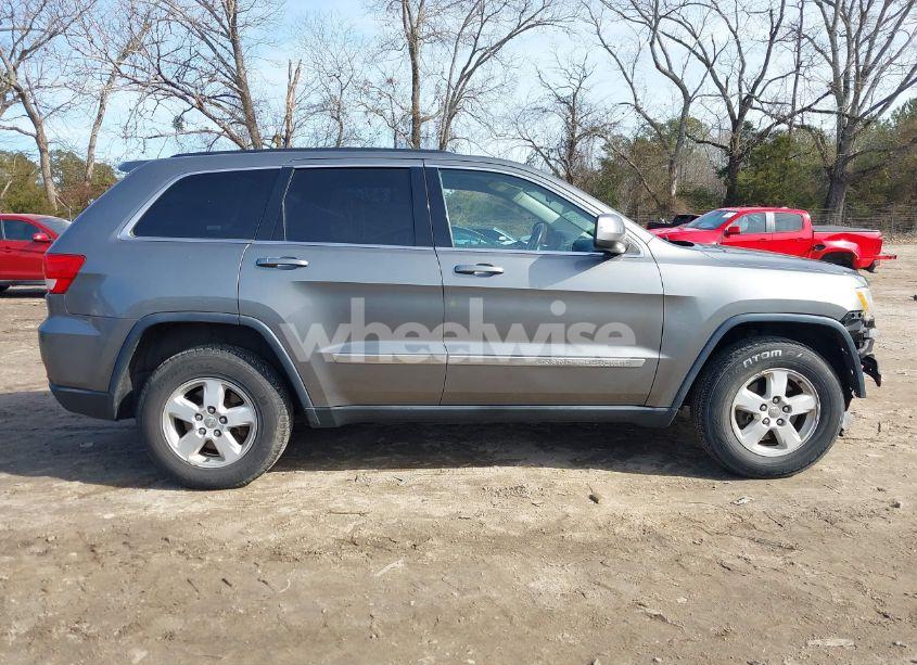 Photo 13 of 2013 Jeep Grand CHEROKEE (VIN 1C4RJEAG0DC616413)