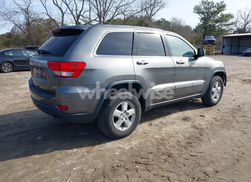 Photo 4 of 2013 Jeep Grand CHEROKEE (VIN 1C4RJEAG0DC616413)