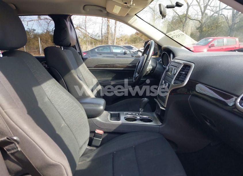 Photo 5 of 2013 Jeep Grand CHEROKEE (VIN 1C4RJEAG0DC616413)