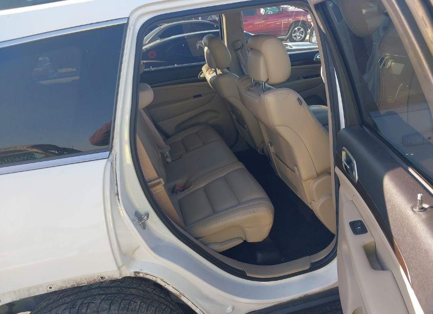 Photo 8 of 2014 Jeep Grand CHEROKEE LAREDO (VIN 1C4RJEAG0EC276522)