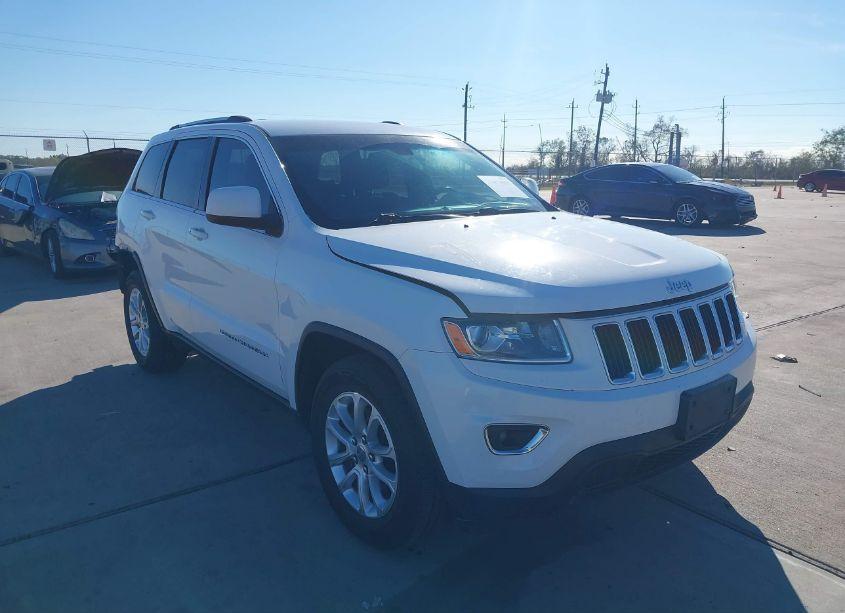 2015 Jeep Grand CHEROKEE LAREDO (VIN 1C4RJEAG0FC185252) main photo
