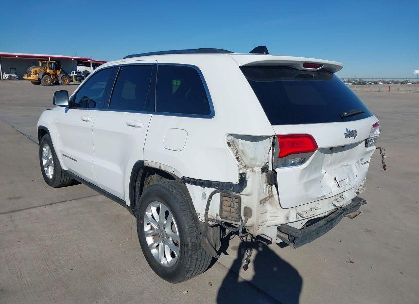 Photo 3 of 2015 Jeep Grand CHEROKEE LAREDO (VIN 1C4RJEAG0FC185252)