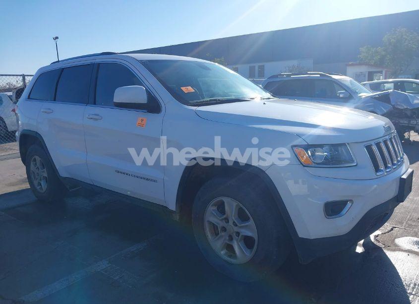 2015 Jeep Grand CHEROKEE LAREDO (VIN 1C4RJEAG0FC849047) main photo