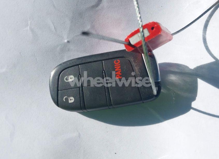 Photo 11 of 2015 Jeep Grand CHEROKEE LAREDO (VIN 1C4RJEAG0FC849047)